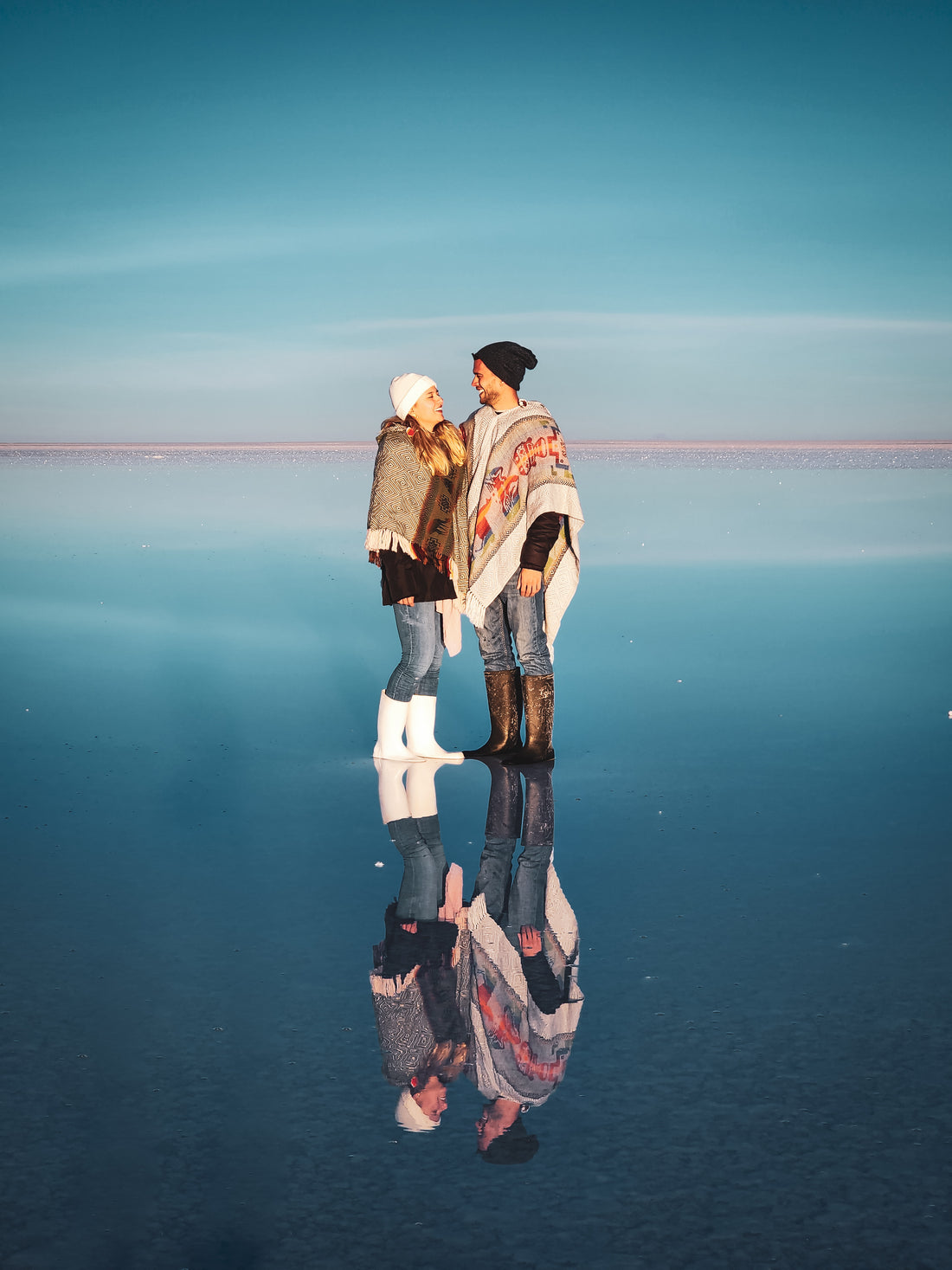 Explorando el Espejo Natural Más Grande del Mundo: El Salar de Uyuni